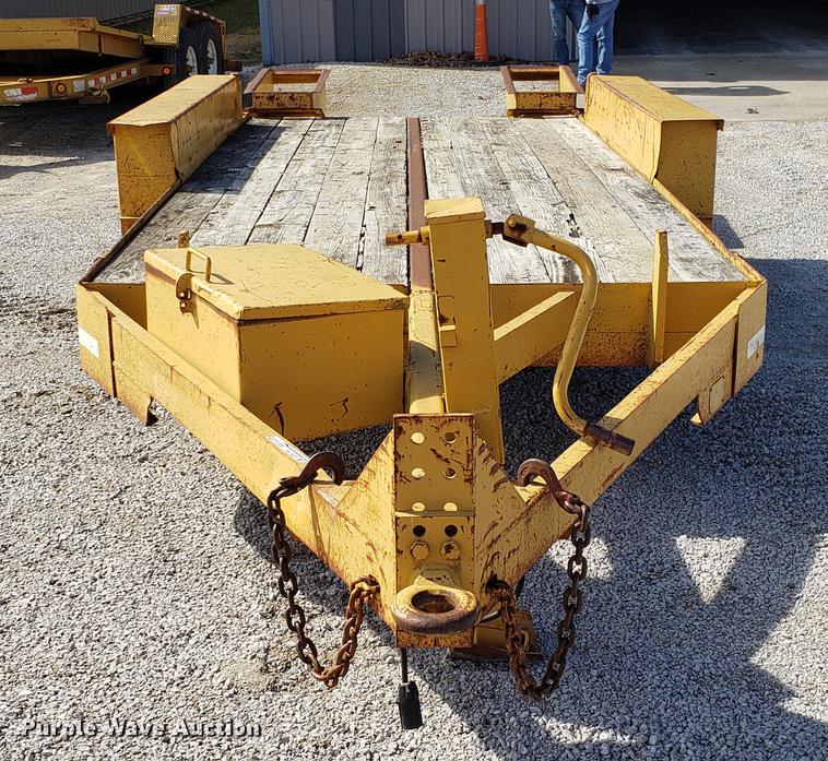 image for item AV9271 1993 Belshe utility trailer