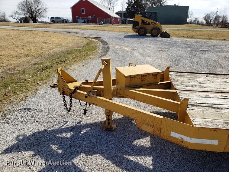 image for item AV9271 1993 Belshe utility trailer