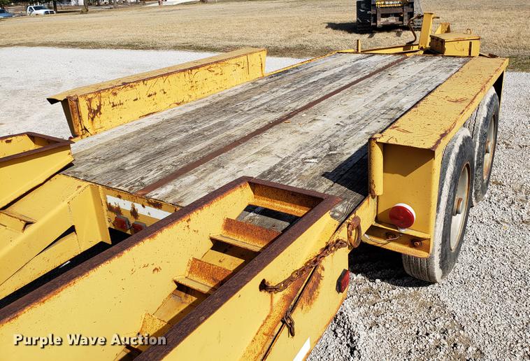 image for item AV9271 1993 Belshe utility trailer