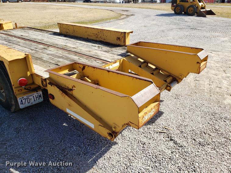 image for item AV9271 1993 Belshe utility trailer