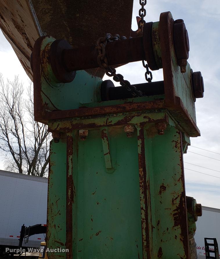 image for item AV9272 2004 Rockblaster 777 hammer