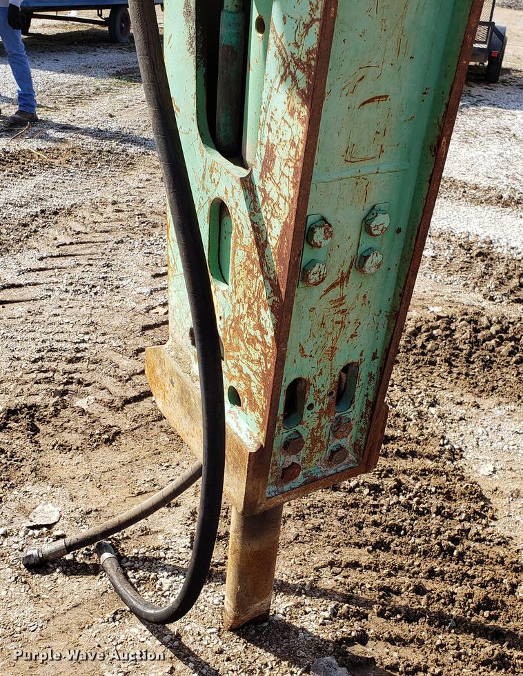 image for item AV9272 2004 Rockblaster 777 hammer