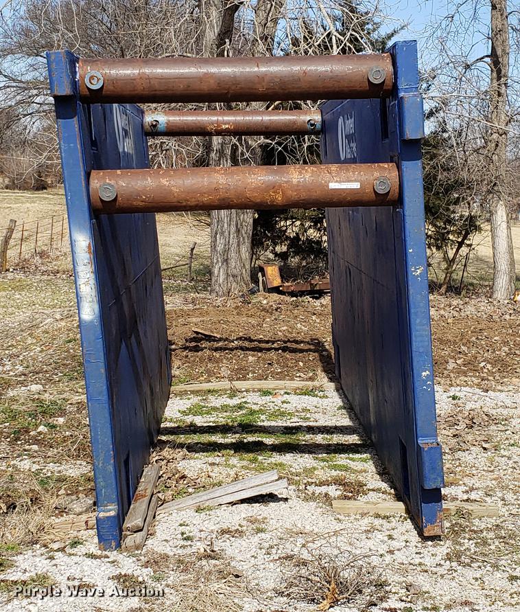 image for item AV9273 Vestek C4M-URSB-816FB trench box