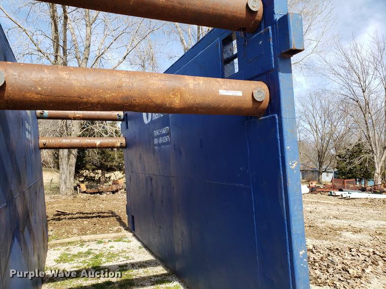 image for item AV9273 Vestek C4M-URSB-816FB trench box