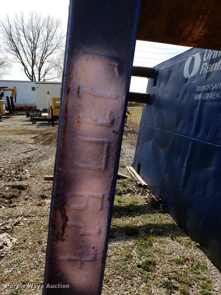 image for item AV9273 Vestek C4M-URSB-816FB trench box