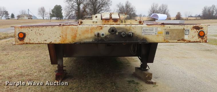 image for item B3707 1991 Trail King TK70HT462 drop deck equipment trailer
