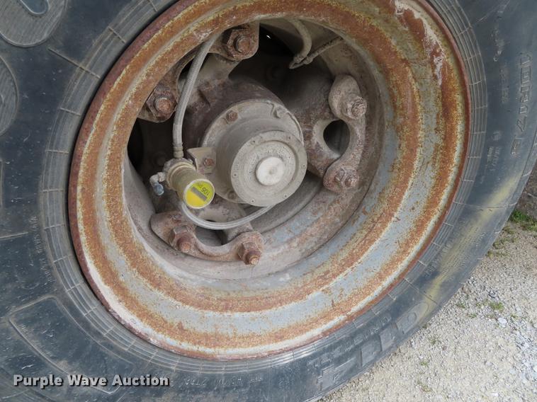 image for item B3707 1991 Trail King TK70HT462 drop deck equipment trailer