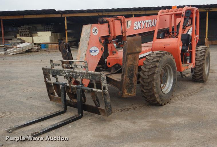 image for item BE9254 2006 SkyTrak 10042 telehandler