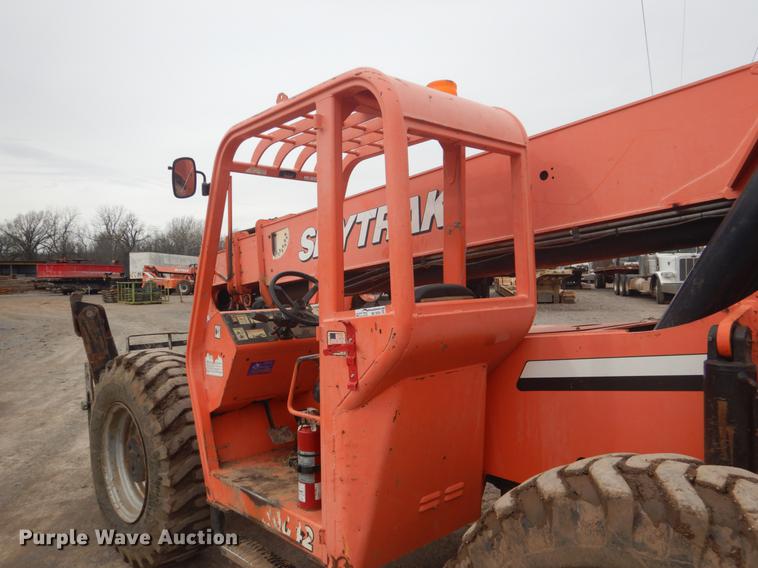 image for item BE9254 2006 SkyTrak 10042 telehandler