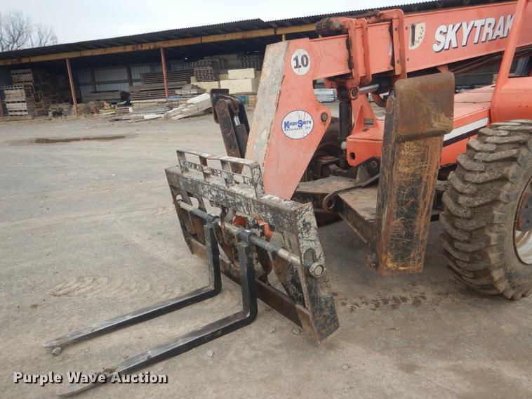 image for item BE9254 2006 SkyTrak 10042 telehandler