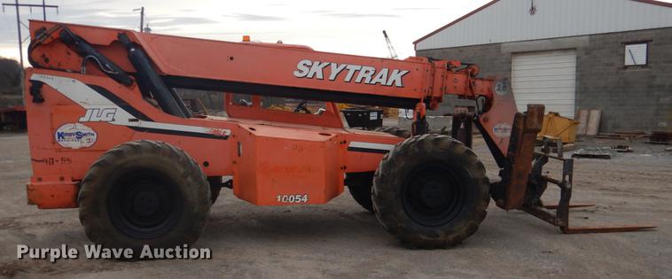 image for item BE9261 2005 SkyTrak 10054 telehandler