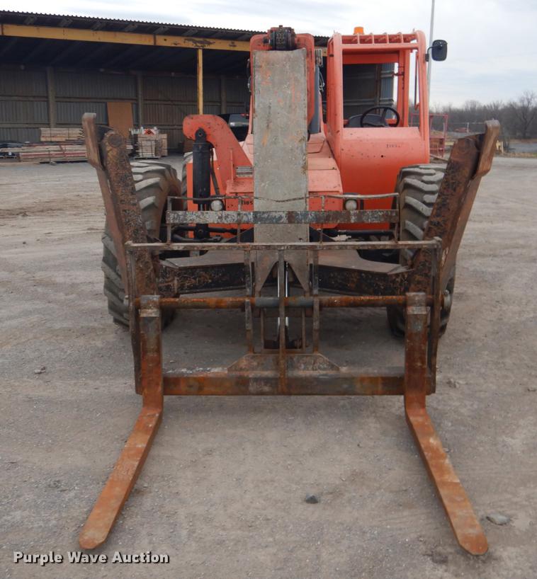 image for item BE9261 2005 SkyTrak 10054 telehandler