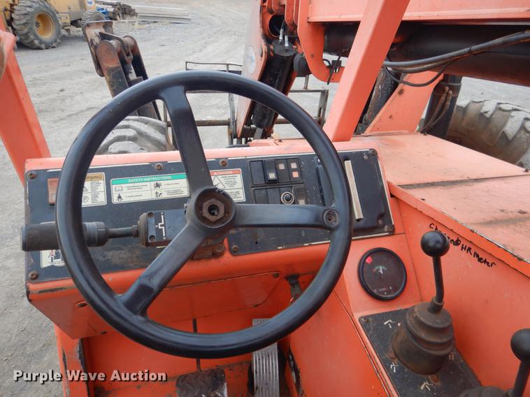 image for item BE9261 2005 SkyTrak 10054 telehandler