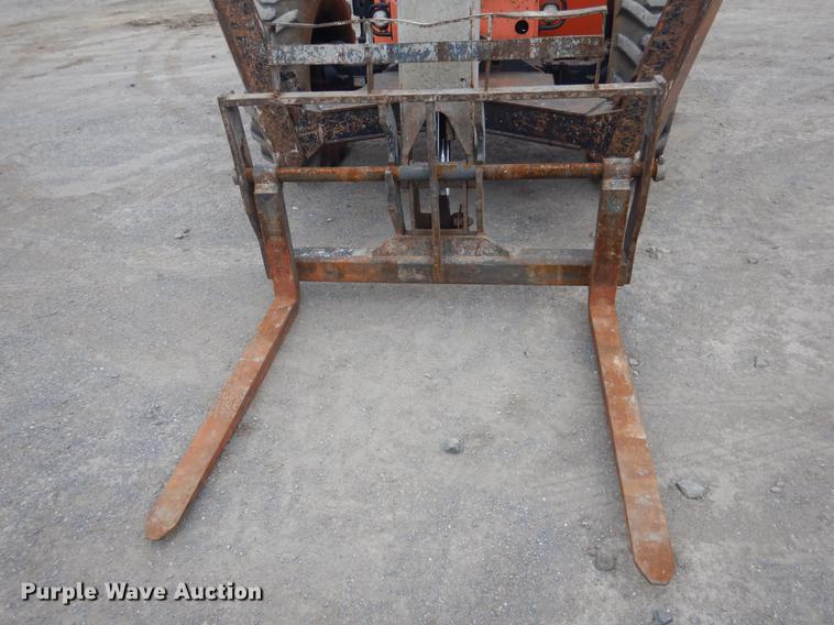 image for item BE9261 2005 SkyTrak 10054 telehandler