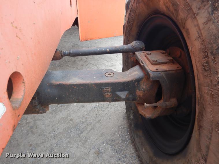 image for item BE9261 2005 SkyTrak 10054 telehandler