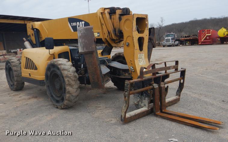 image for item BE9262 2007 Caterpillar TL1055 telehandler