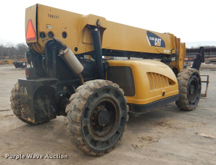 image for item BE9262 2007 Caterpillar TL1055 telehandler