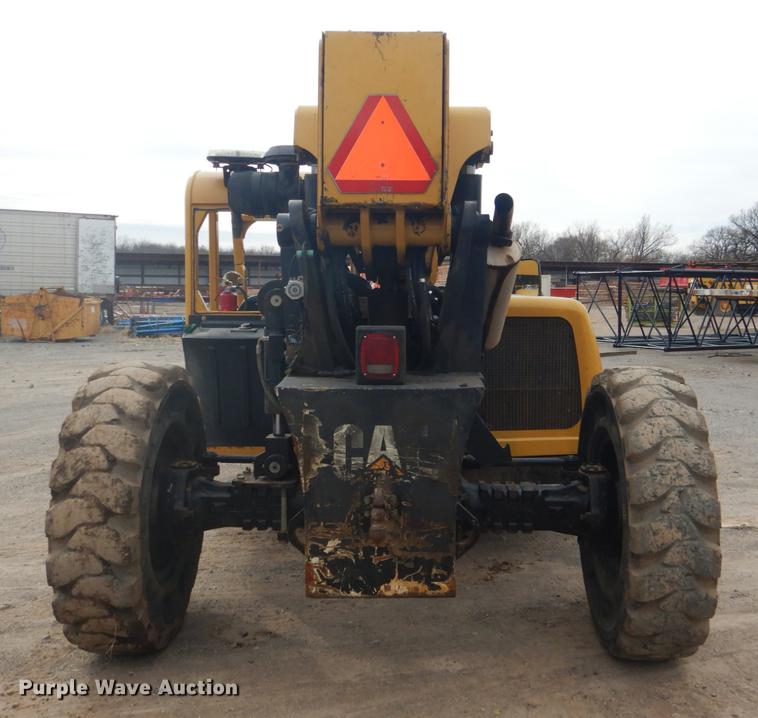 image for item BE9262 2007 Caterpillar TL1055 telehandler