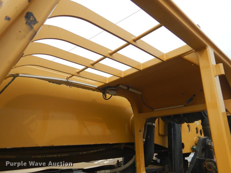 image for item BE9262 2007 Caterpillar TL1055 telehandler