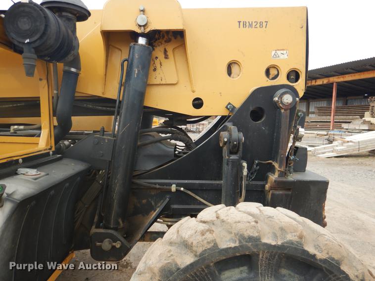image for item BE9262 2007 Caterpillar TL1055 telehandler