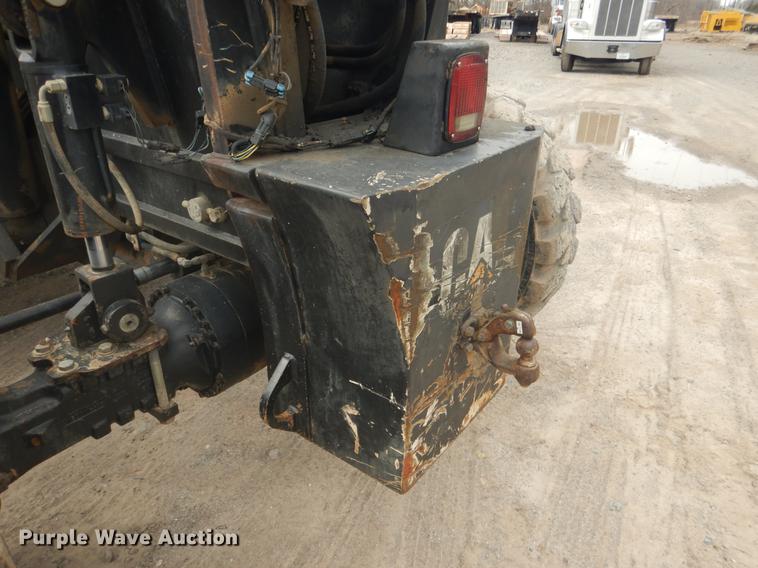 image for item BE9262 2007 Caterpillar TL1055 telehandler