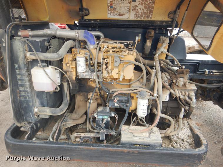 image for item BE9262 2007 Caterpillar TL1055 telehandler