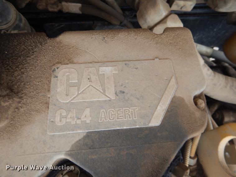 image for item BE9262 2007 Caterpillar TL1055 telehandler