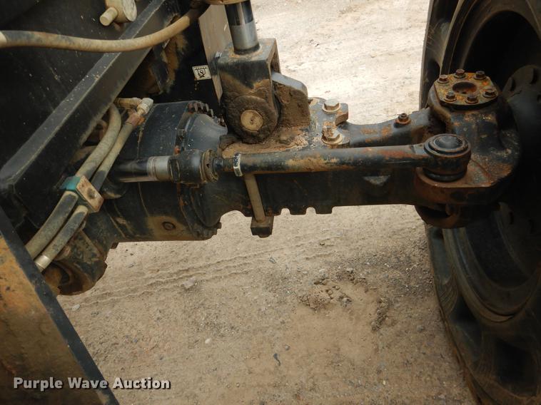 image for item BE9262 2007 Caterpillar TL1055 telehandler