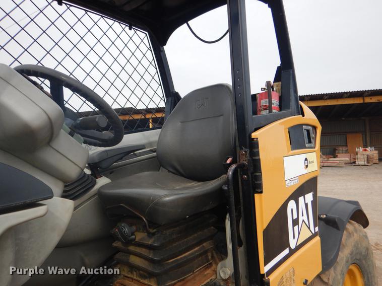 image for item BE9263 2006 Caterpillar TH580B telehandler