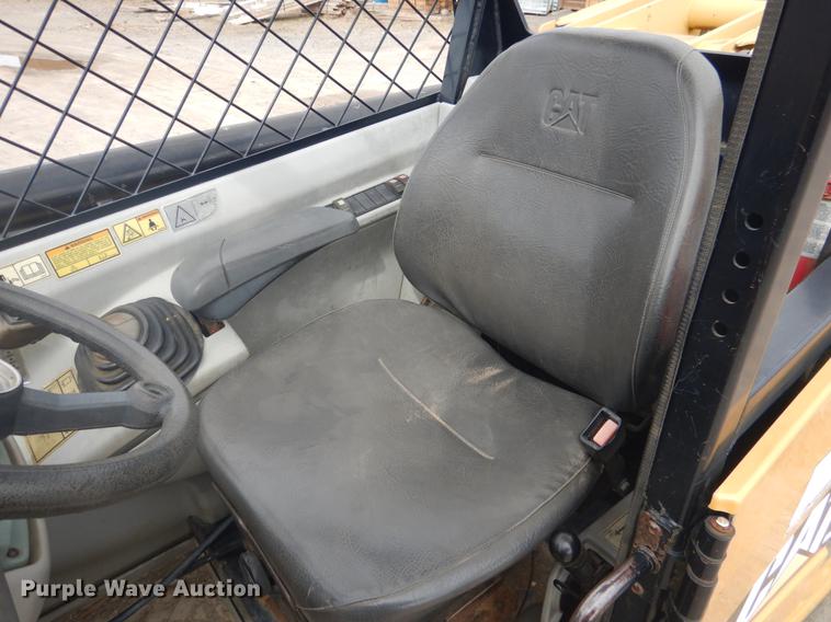 image for item BE9263 2006 Caterpillar TH580B telehandler