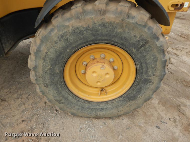 image for item BE9263 2006 Caterpillar TH580B telehandler
