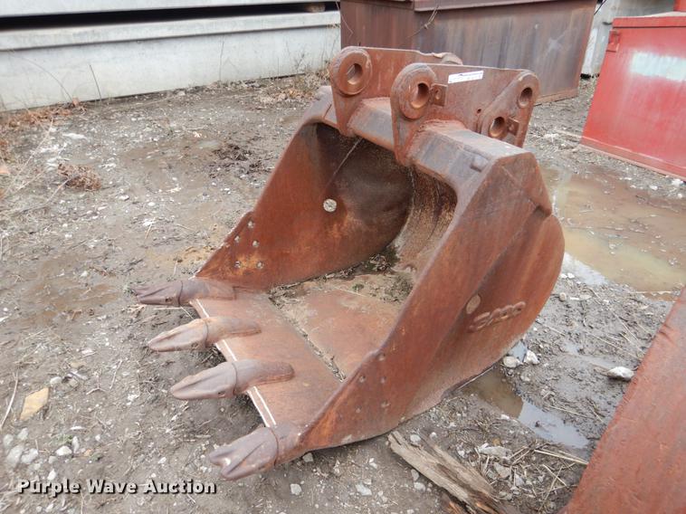 image for item BE9272 Esco excavator bucket