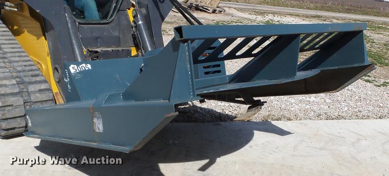 image for item CD9574 Paladin Racoon skid steer brush mower