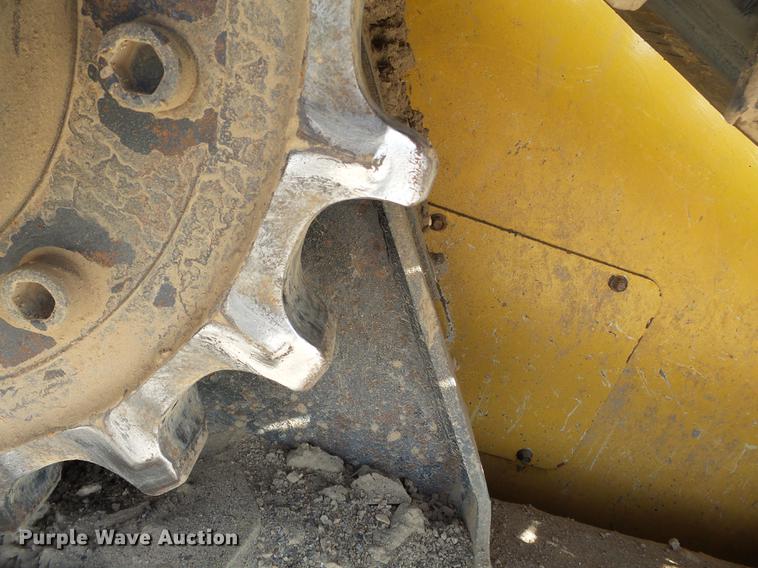 image for item CD9575 2013 John Deere 333D skid steer