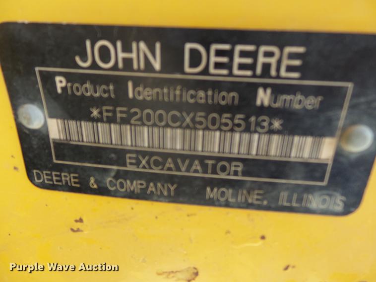 image for item CD9584 2005 John Deere 200C LC excavator