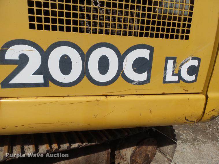 image for item CD9584 2005 John Deere 200C LC excavator