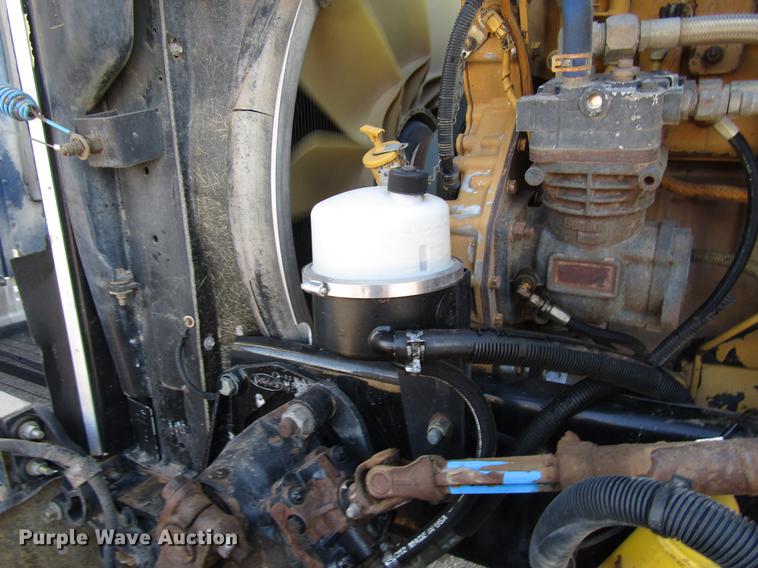 image for item DB6784 2007 Peterbilt 379 semi truck