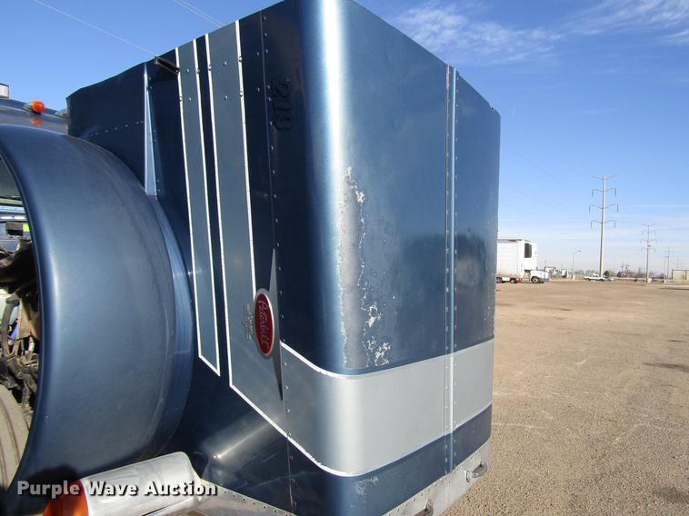 image for item DB6784 2007 Peterbilt 379 semi truck