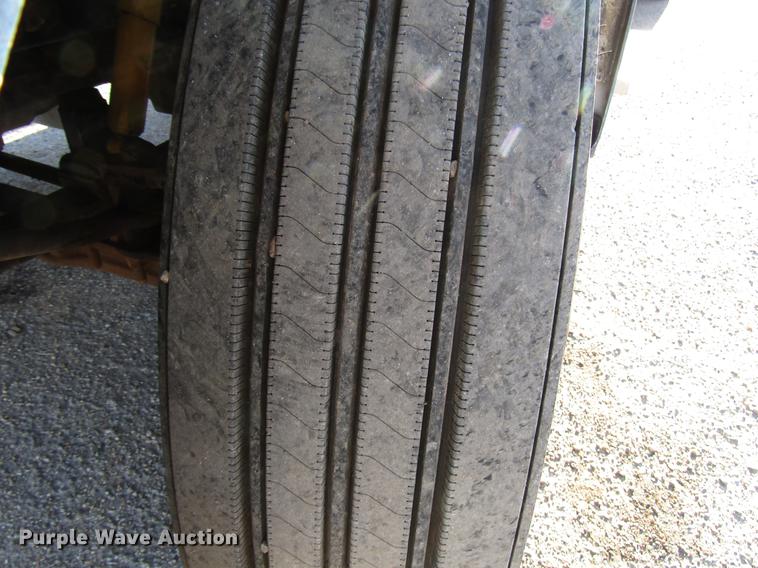 image for item DB6784 2007 Peterbilt 379 semi truck