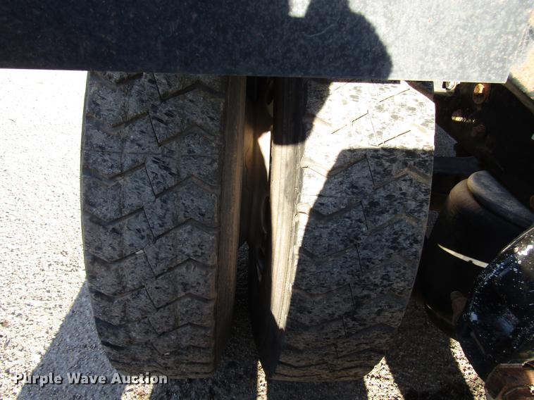 image for item DB6784 2007 Peterbilt 379 semi truck