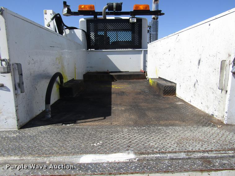 image for item DB6787 2008 Kenworth T300 service truck