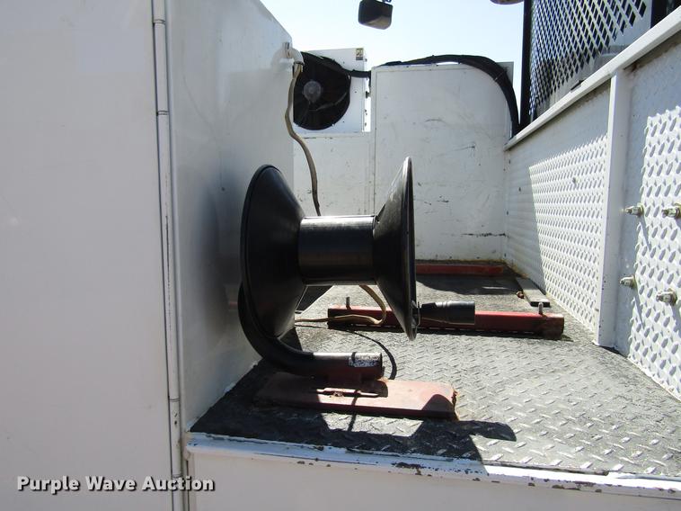 image for item DB6787 2008 Kenworth T300 service truck