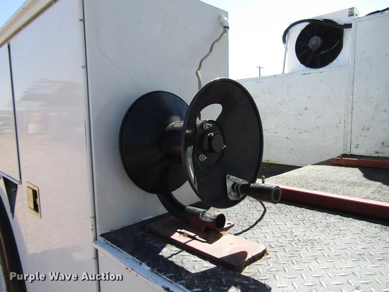 image for item DB6787 2008 Kenworth T300 service truck