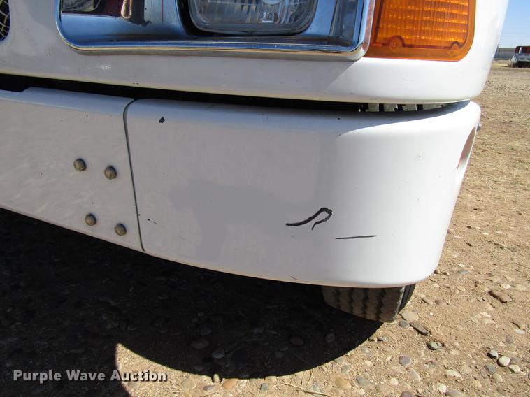 image for item DB6787 2008 Kenworth T300 service truck