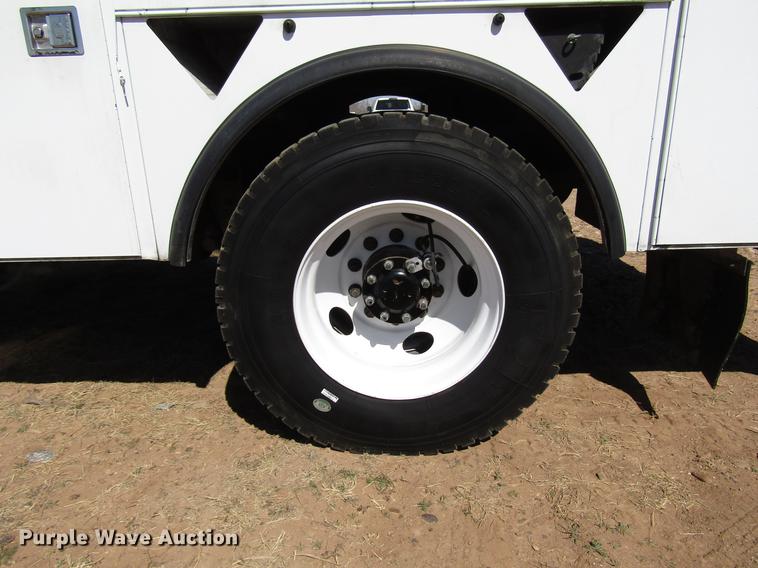 image for item DB6787 2008 Kenworth T300 service truck