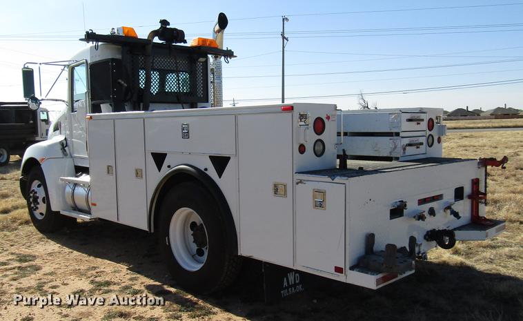image for item DB6788 2009 Kenworth T300 service truck