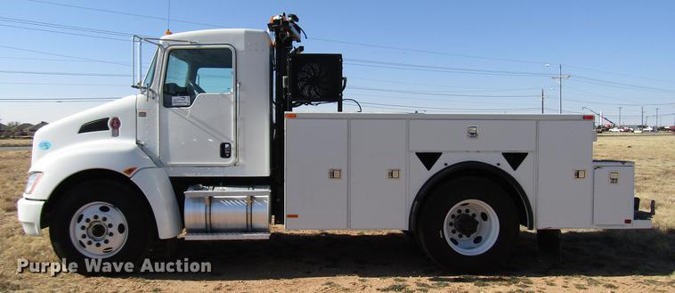 image for item DB6788 2009 Kenworth T300 service truck