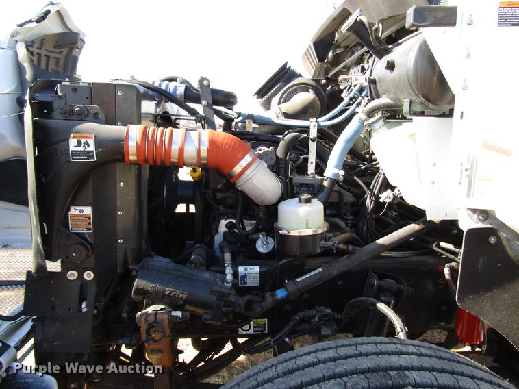 image for item DB6788 2009 Kenworth T300 service truck