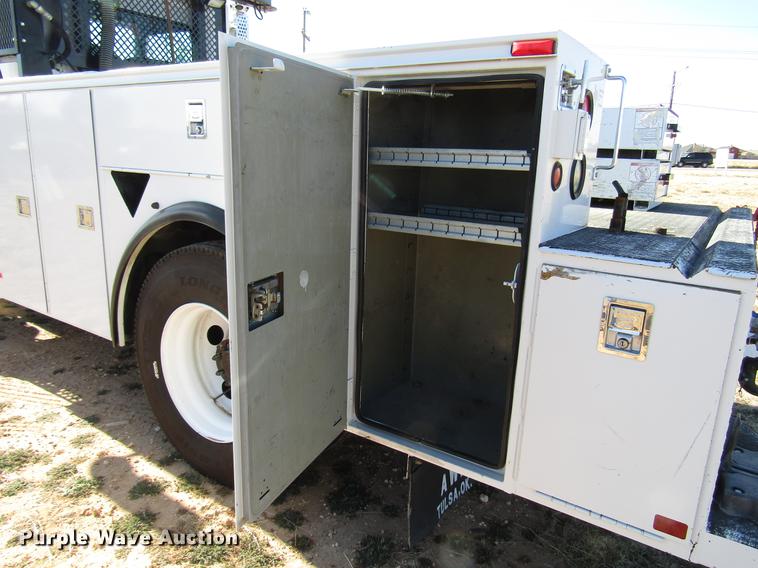 image for item DB6788 2009 Kenworth T300 service truck