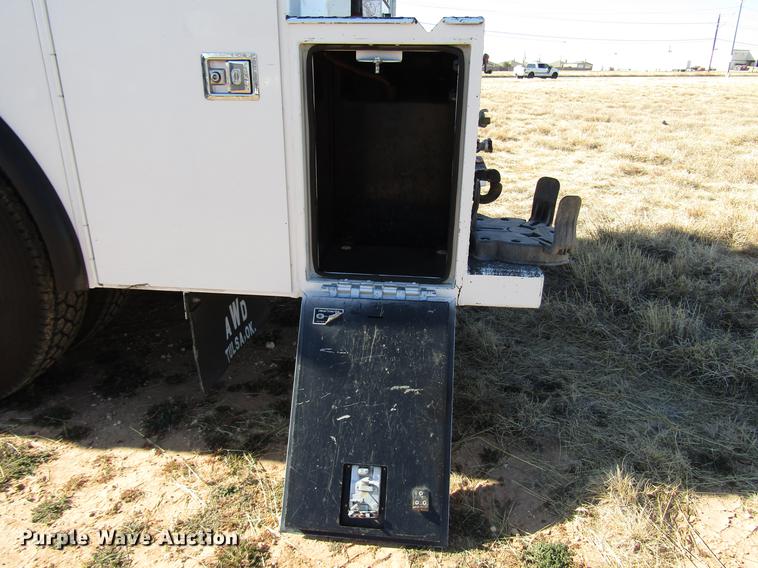 image for item DB6788 2009 Kenworth T300 service truck